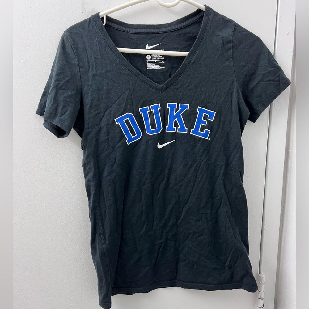 Duke Nike v neck tee